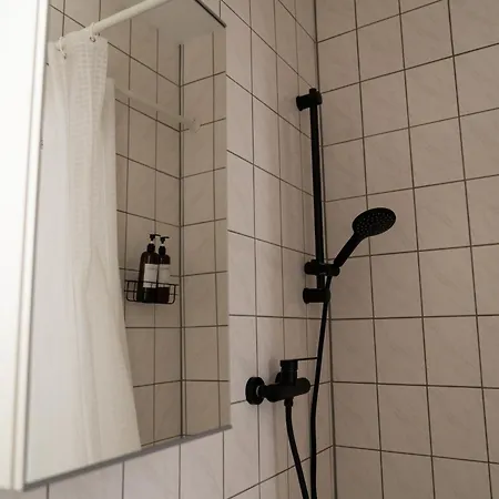 아파트 Interior - 5 Min Zum Bhf, Ruhig, Modern, Urban - Zentral, Veranda & Parkplatz, *