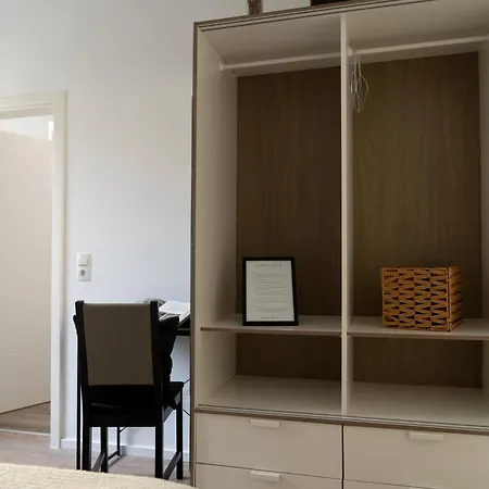 Interior - 5 Min Zum Bhf, Ruhig, Modern, Urban - Zentral, Veranda & Parkplatz, 아파트