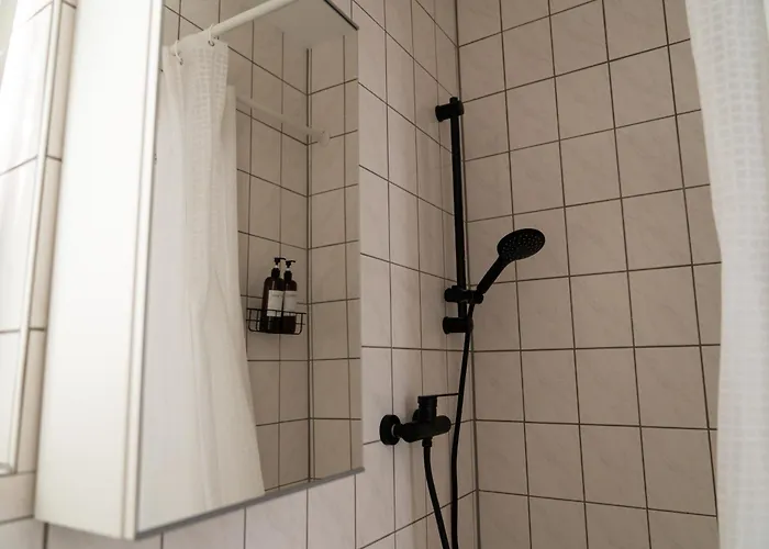 Appartement Interior - 5 Min Zum Bhf, Ruhig, Modern, Urban - Zentral, Veranda & Parkplatz, *