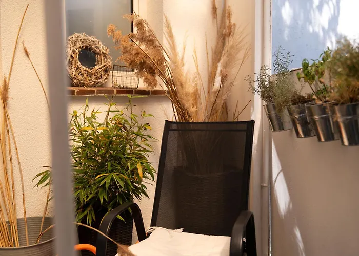 Interior - Ice-bhf, Ruhig, Modern, Urban, Zentral, Veranda & Parkplatz, Apartment Kassel