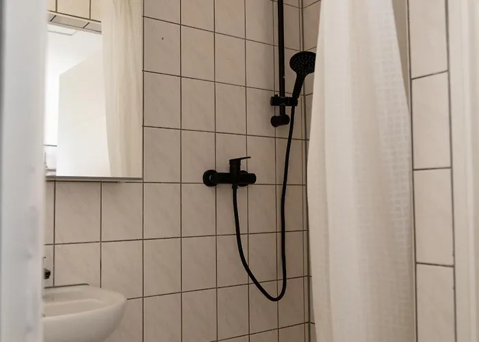 Interior - 5 Min Zum Bhf, Ruhig, Modern, Urban - Zentral, Veranda & Parkplatz, Appartement Kassel