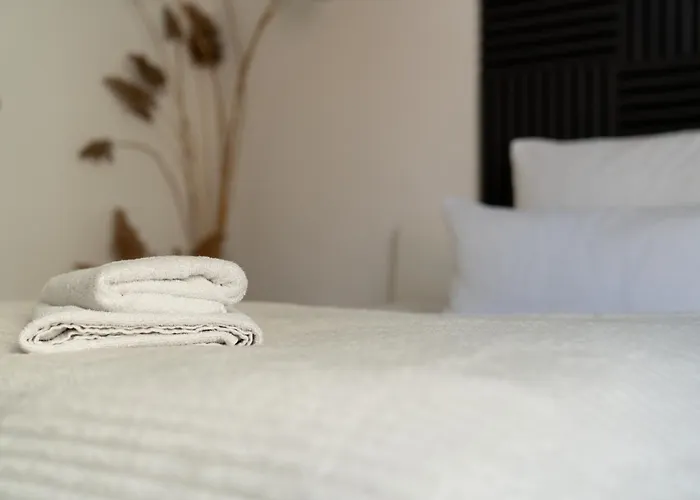 Appartement Interior - 5 Min Zum Bhf, Ruhig, Modern, Urban - Zentral, Veranda & Parkplatz, *