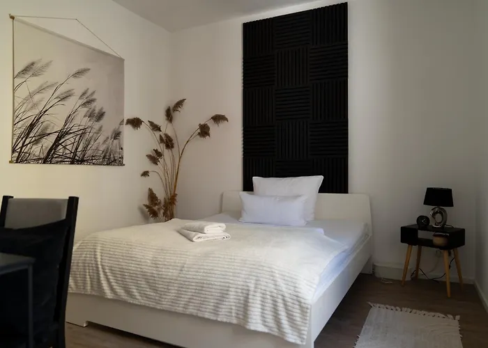 Interior - Ice-bhf, Ruhig, Modern, Urban, Zentral, Veranda & Parkplatz, * Kassel