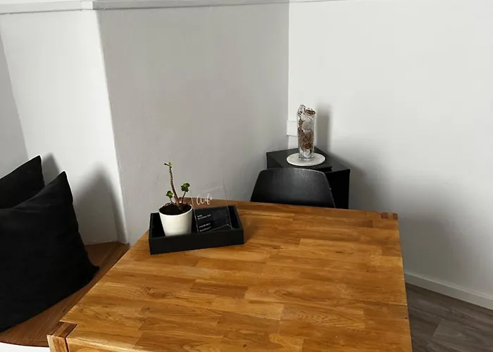 Appartement Interior - 5 Min Zum Bhf, Ruhig, Modern, Urban - Zentral, Veranda & Parkplatz, *