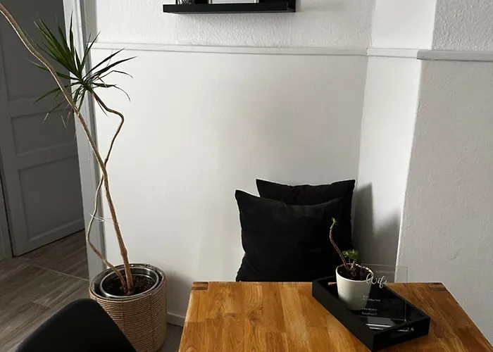 Interior - 5 Min Zum Bhf, Ruhig, Modern, Urban - Zentral, Veranda & Parkplatz, Appartement Kassel